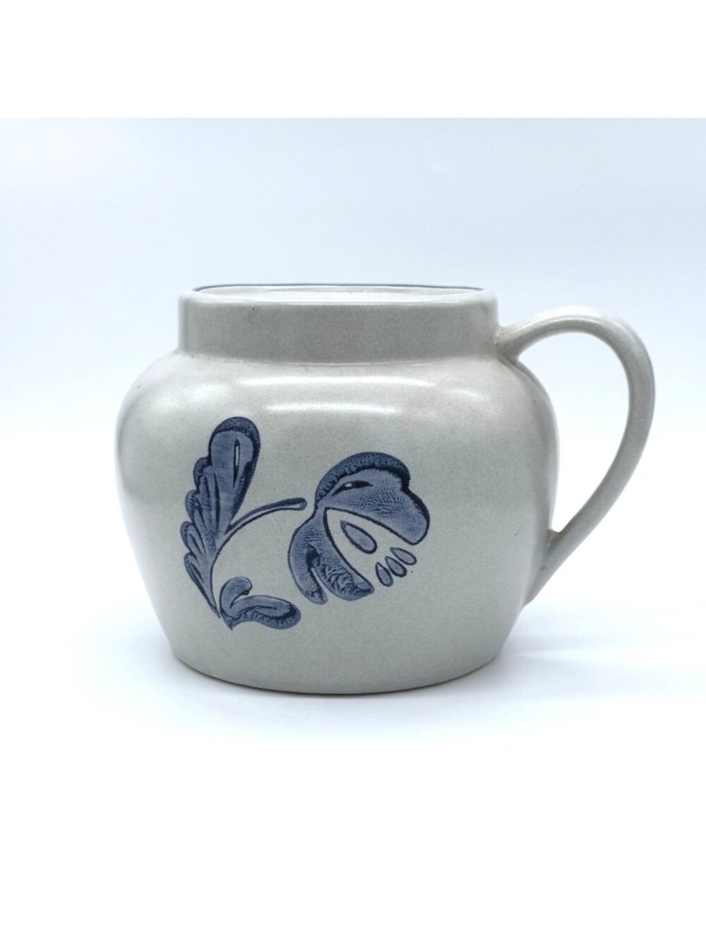 Pfaltzgraff Yorktown Stoneware Pitcher With Blue Floral Design